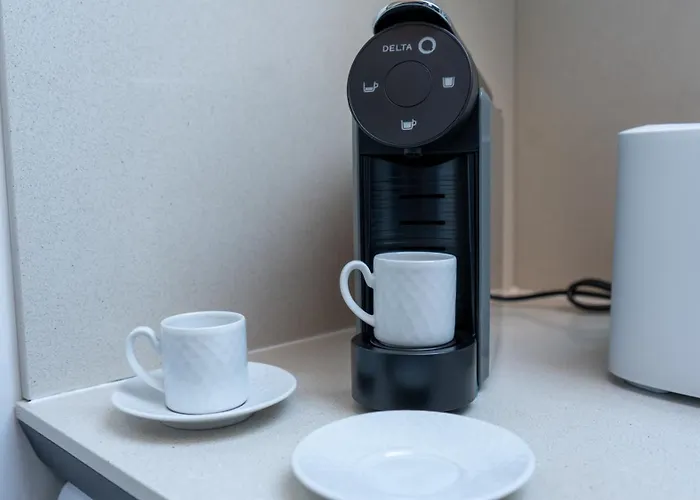 Eclipse Ii - Living By Lovelystay *