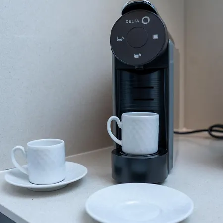 Eclipse Ii - Living By Lovelystay *